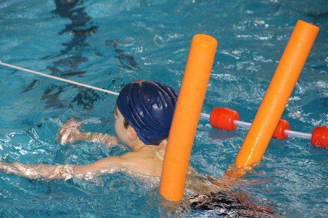 Lire la suite à propos de l’article EPS à l’école : le sport à l’intérieur et la piscine à nouveau possible!